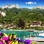 Alp Art Apartman *