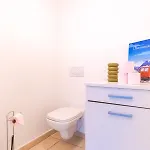 Alp Art דירה אנסי